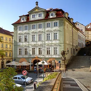 Golden Star 4*, Praga Czechy