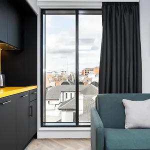 Apartahotel Staycity Centre