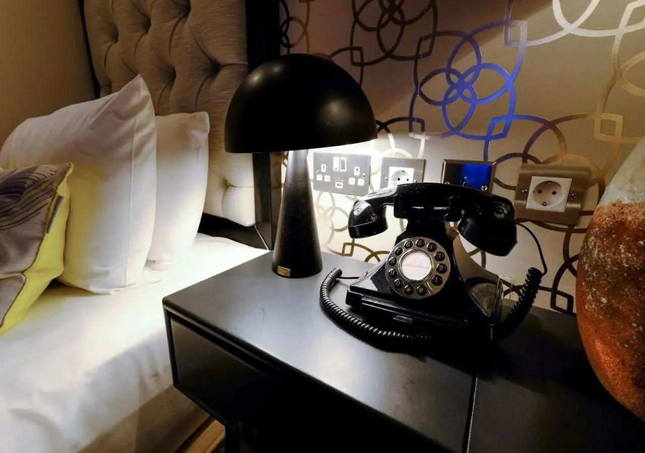 Roxford Lodge Hotel Dublin 3*,